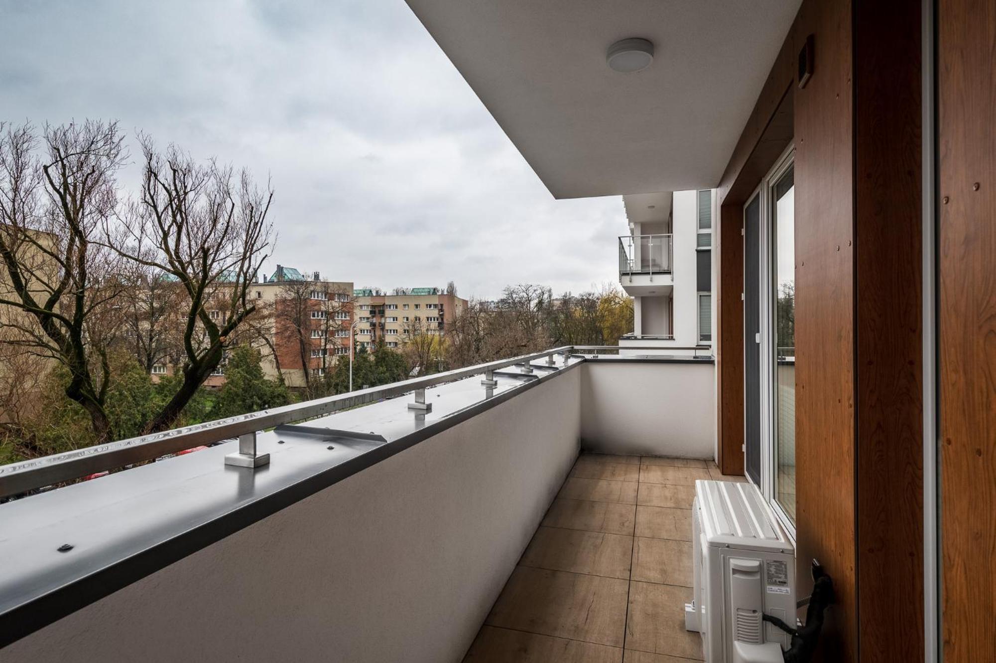 D&K Apart 1 Sierpnia 32A Apartman Varsó Kültér fotó